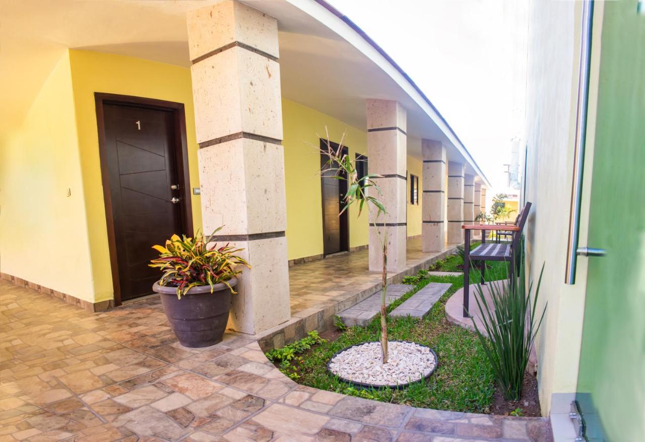 אל פוארטה Hotel El Milagro מראה חיצוני תמונה
