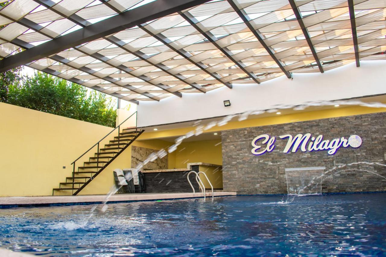 אל פוארטה Hotel El Milagro מראה חיצוני תמונה