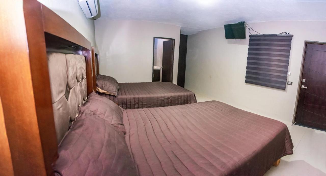 אל פוארטה Hotel El Milagro מראה חיצוני תמונה
