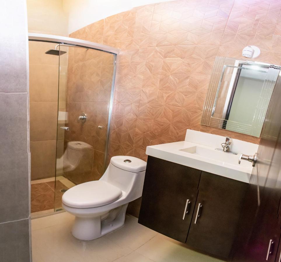 אל פוארטה Hotel El Milagro מראה חיצוני תמונה